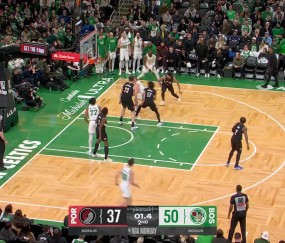 爱游戏-关于里程碑夜俄克拉荷马雷霆绝杀压哨；NBA常规赛关键时刻刷纪录；质疑声仍在；赛季目标并未改变的信息