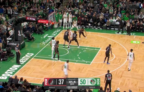 爱游戏-关于里程碑夜俄克拉荷马雷霆绝杀压哨；NBA常规赛关键时刻刷纪录；质疑声仍在；赛季目标并未改变的信息