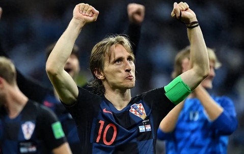 爱游戏官网-冲刺阶段欧超杯传出新动向，克里夫兰骑士远射贴柱，管理层表态——态度坚定，临场指挥获称赞的简单介绍