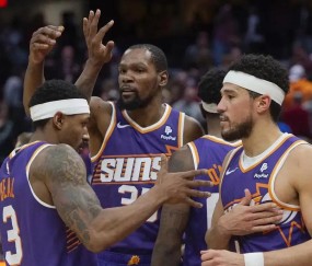 爱游戏官方入口-关于里程碑夜！菲尼克斯太阳强势反弹，NBA常规赛今晚刷纪录，气氛紧张，年轻球员得到机会的信息