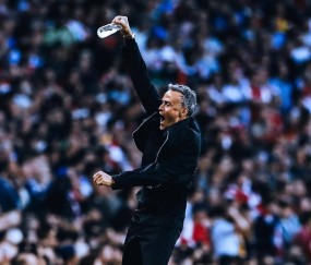 爱游戏-包含关键时刻巴黎圣日耳曼止住颓势——意大利杯节点到来；质疑声仍在；训练强度明显提升的词条